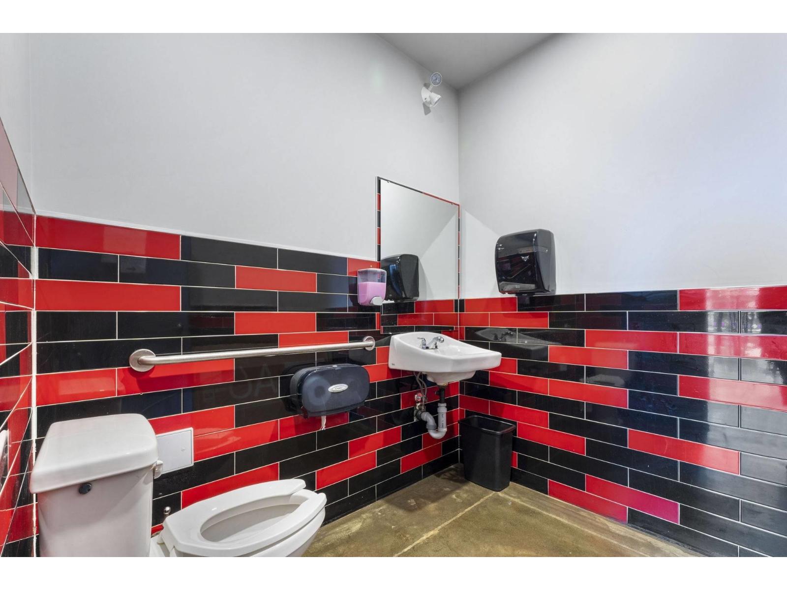 155 16050 24 Avenue Property Photo 11