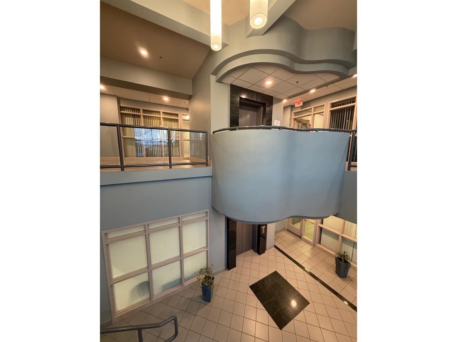 205 2692 Clearbrook Road Property Photo 2