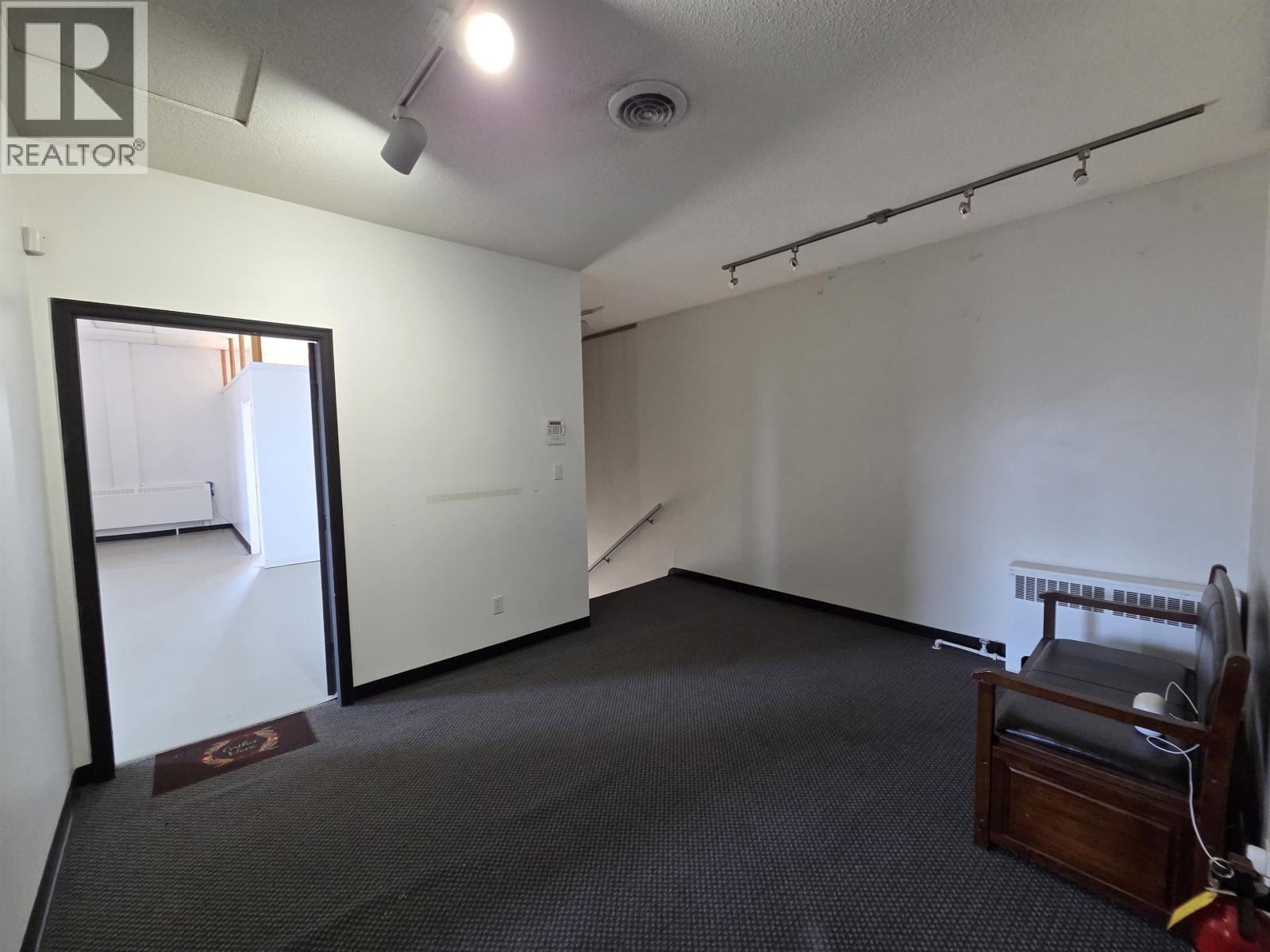 1210 3rd Avenue Property Photo 15