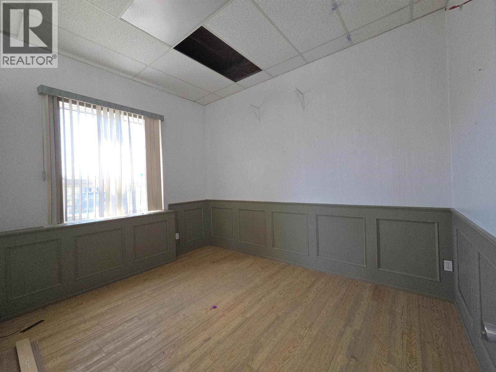 1210 3rd Avenue Property Photo 19