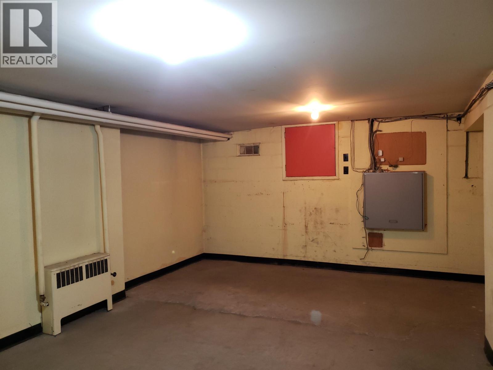 1210 3rd Avenue Property Photo 38