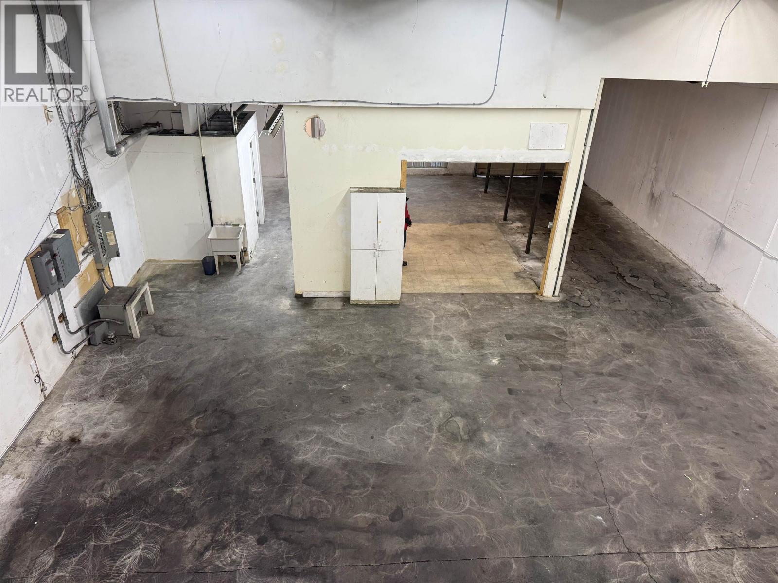 21 3871 North Fraser Way Property Photo 4