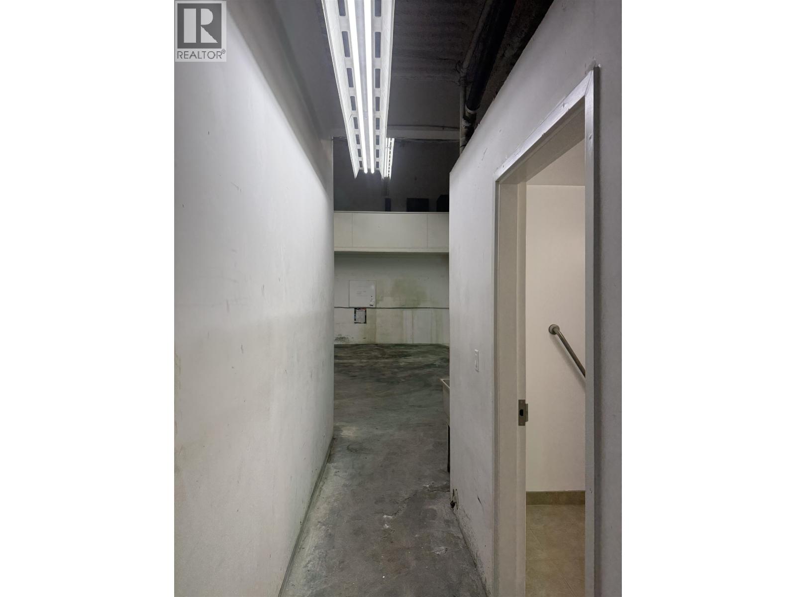 21 3871 North Fraser Way Property Photo 9