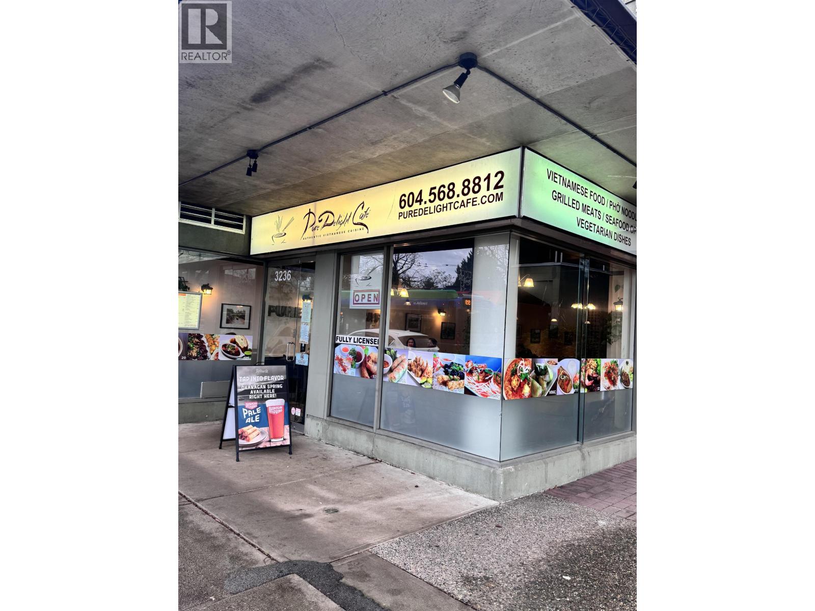 3236 W BROADWAY