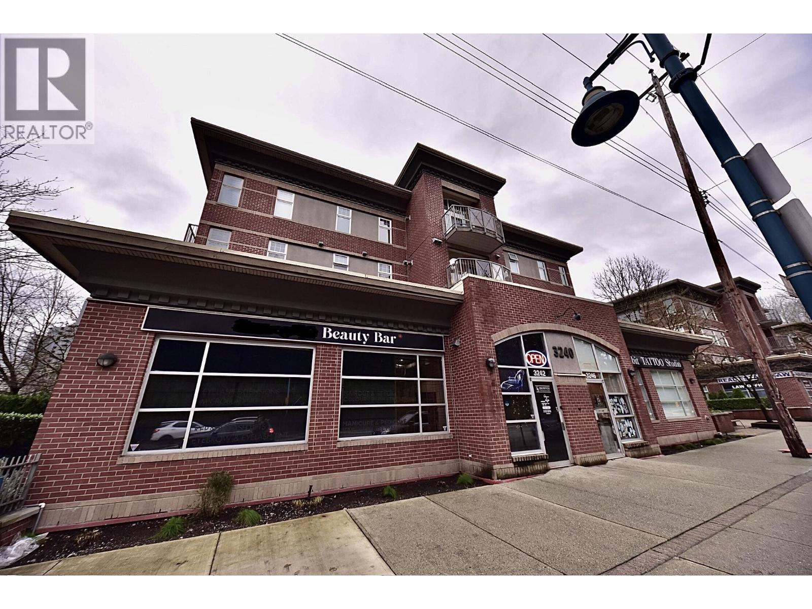 3242 St Johns Street Property Photo 1
