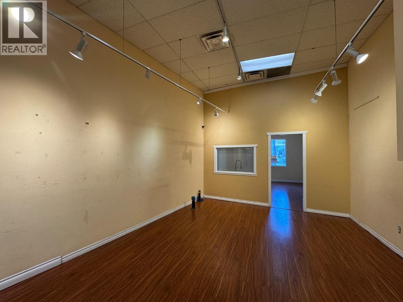 2612 4500 Kingsway Property Photo 5