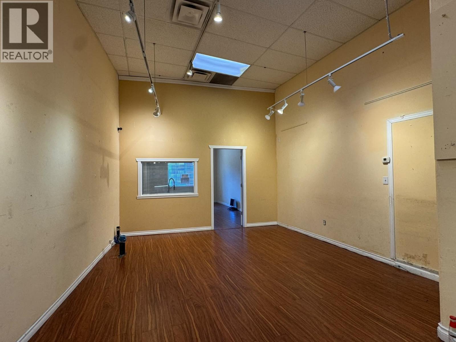 2612 4500 Kingsway Property Photo 9