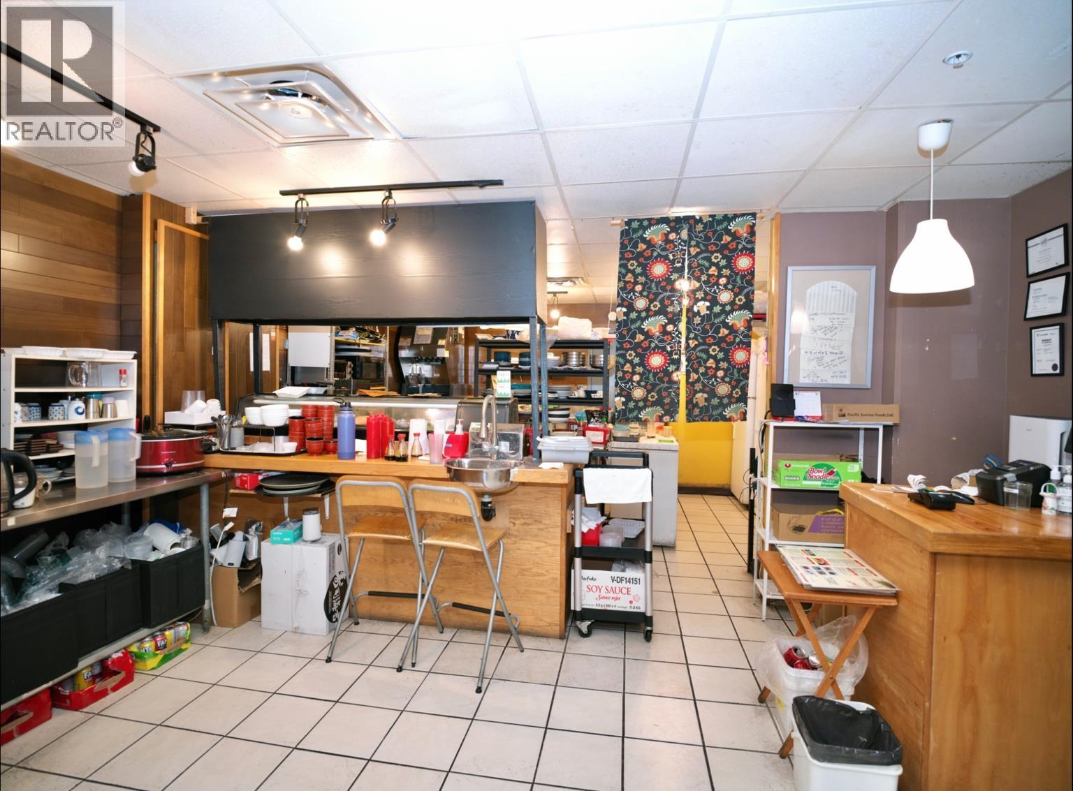 13 1161 The High Property Photo 16