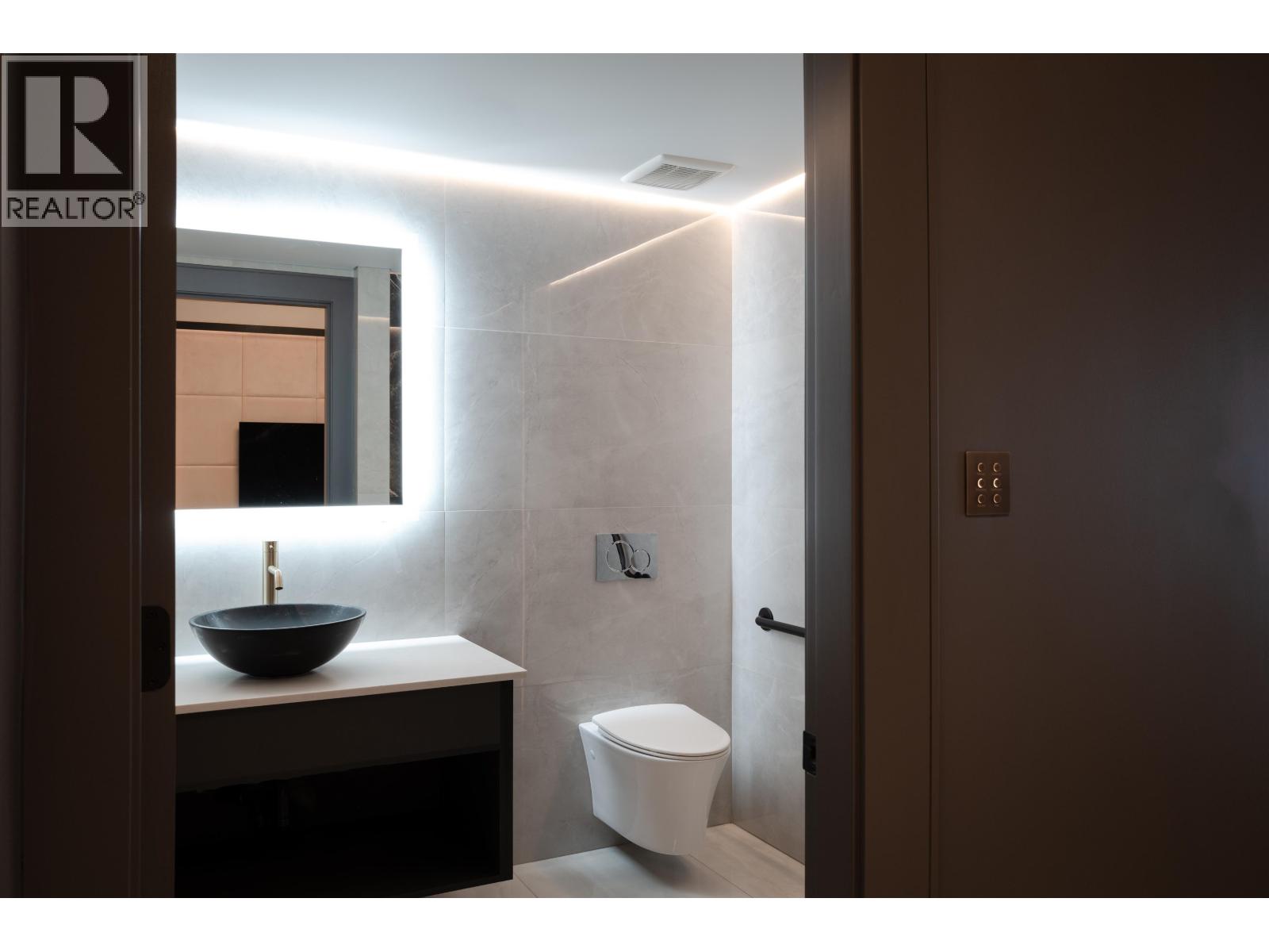 136 13880 Wireless Way Property Photo 19