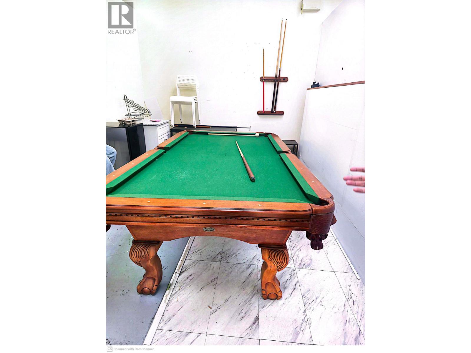 C8075087 Property Photo 7