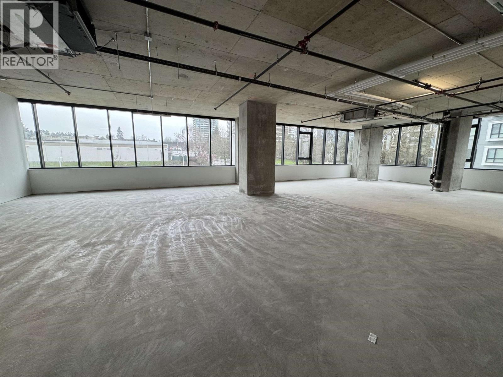 208 4279 Dawson Street Property Photo 2
