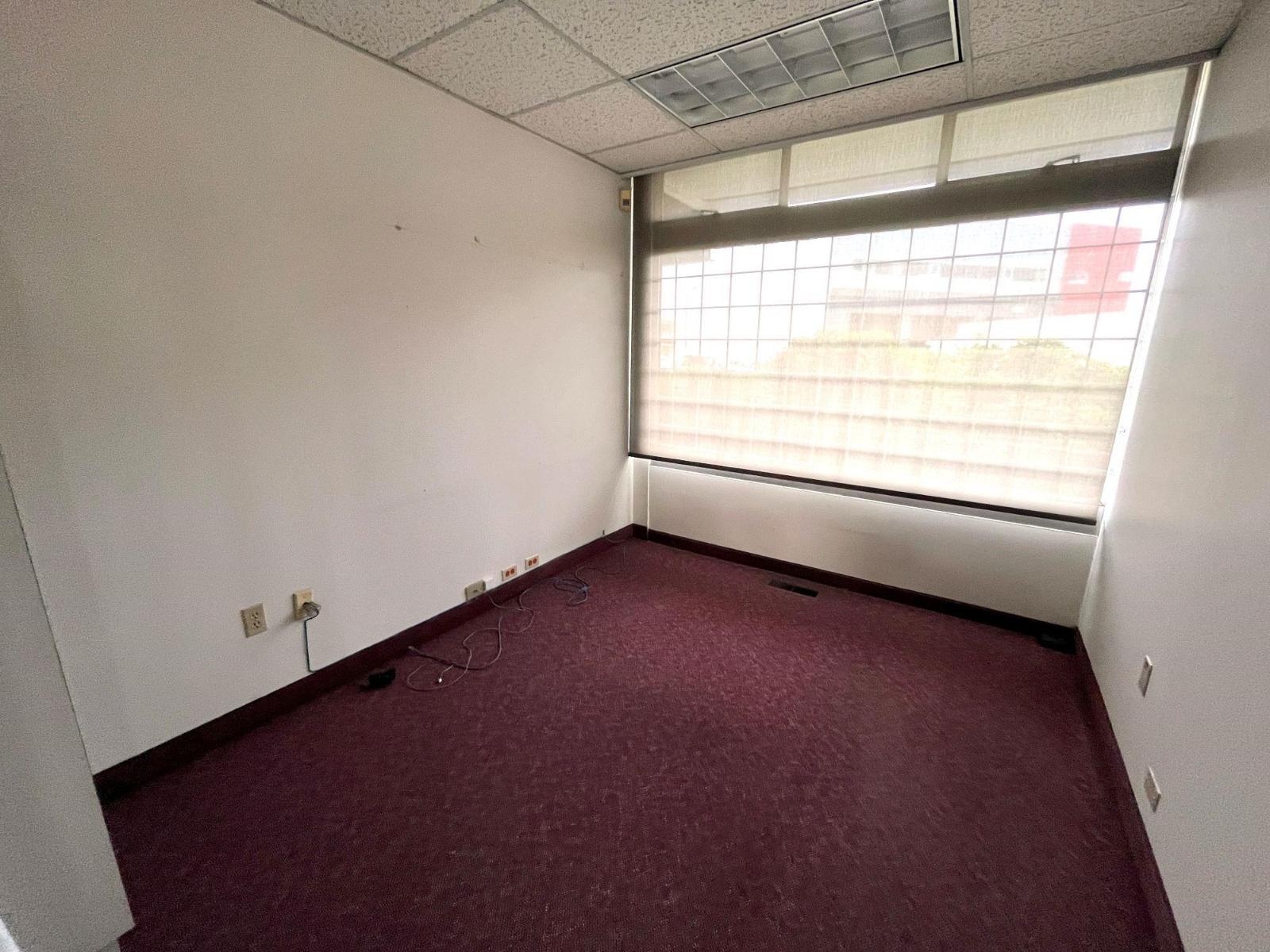 101 19837 Telegraph Trail Property Photo 4