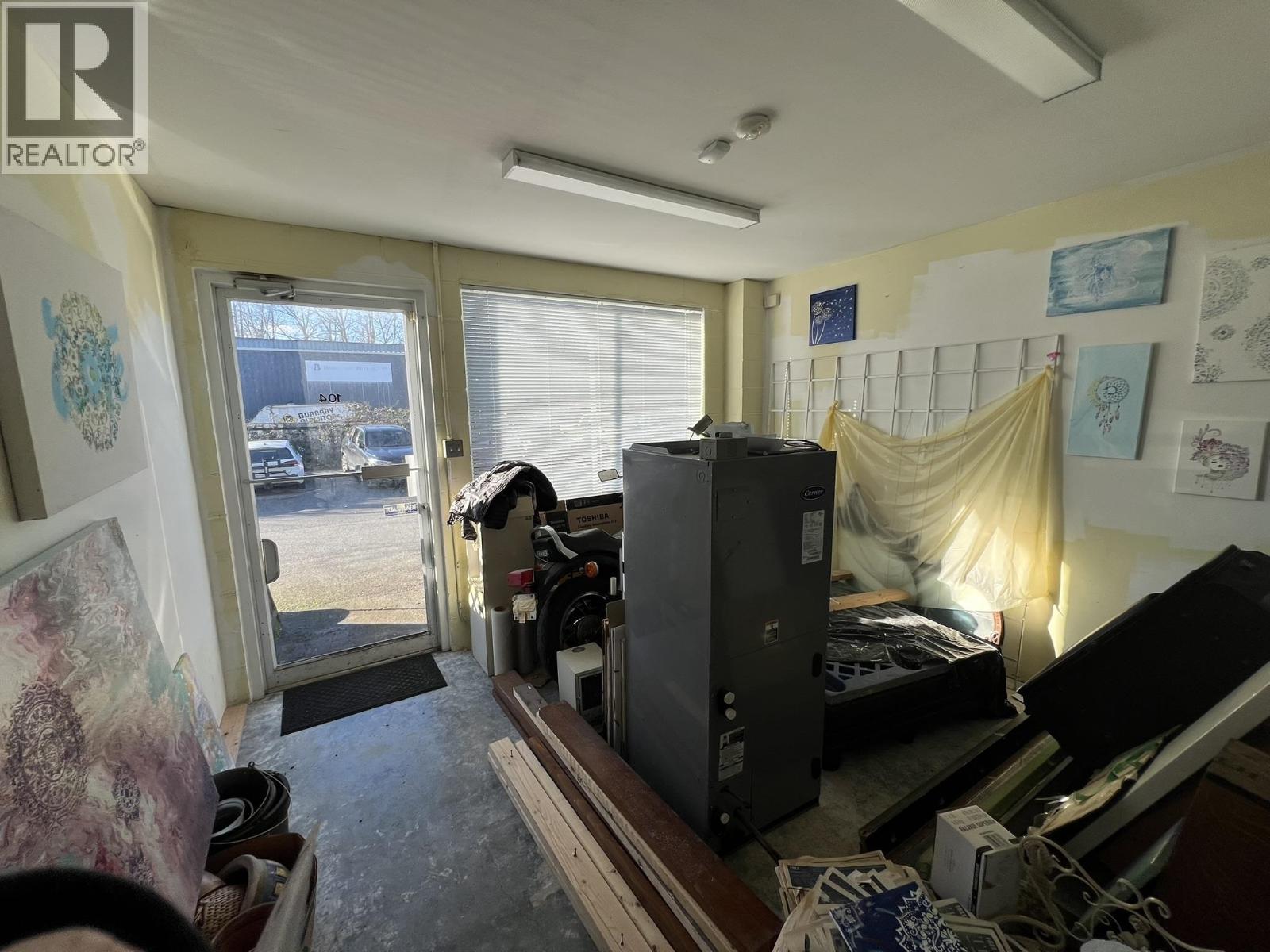 104 4663 Byrne Road Property Photo 7