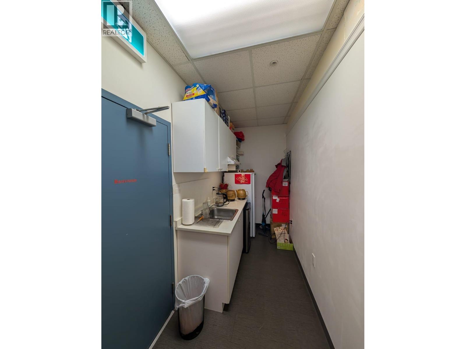 10 1161 The High Street Property Photo 5