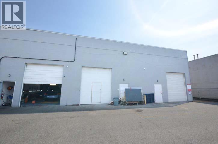 140 2981 Simpson Road Property Photo 2