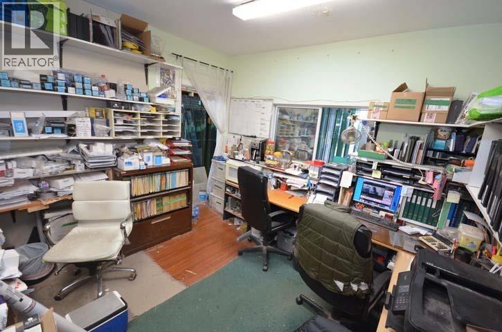 140 2981 Simpson Road Property Photo 9