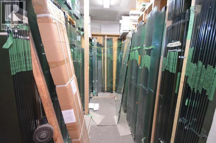 140 2981 Simpson Road Property Photo 12
