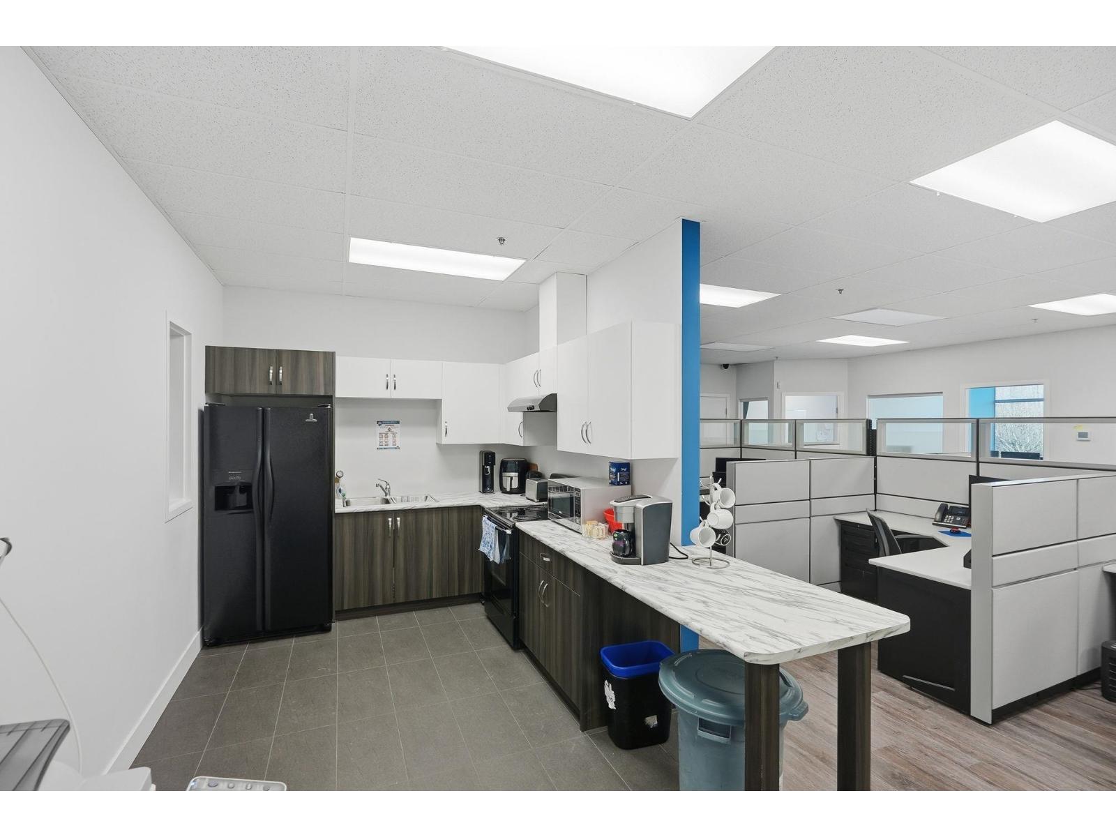 A115 5525 272 Street Property Photo 18