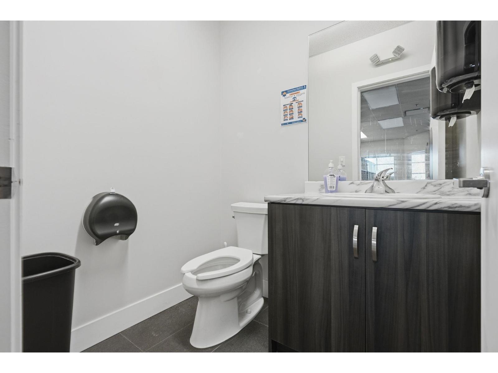 A115 5525 272 Street Property Photo 27