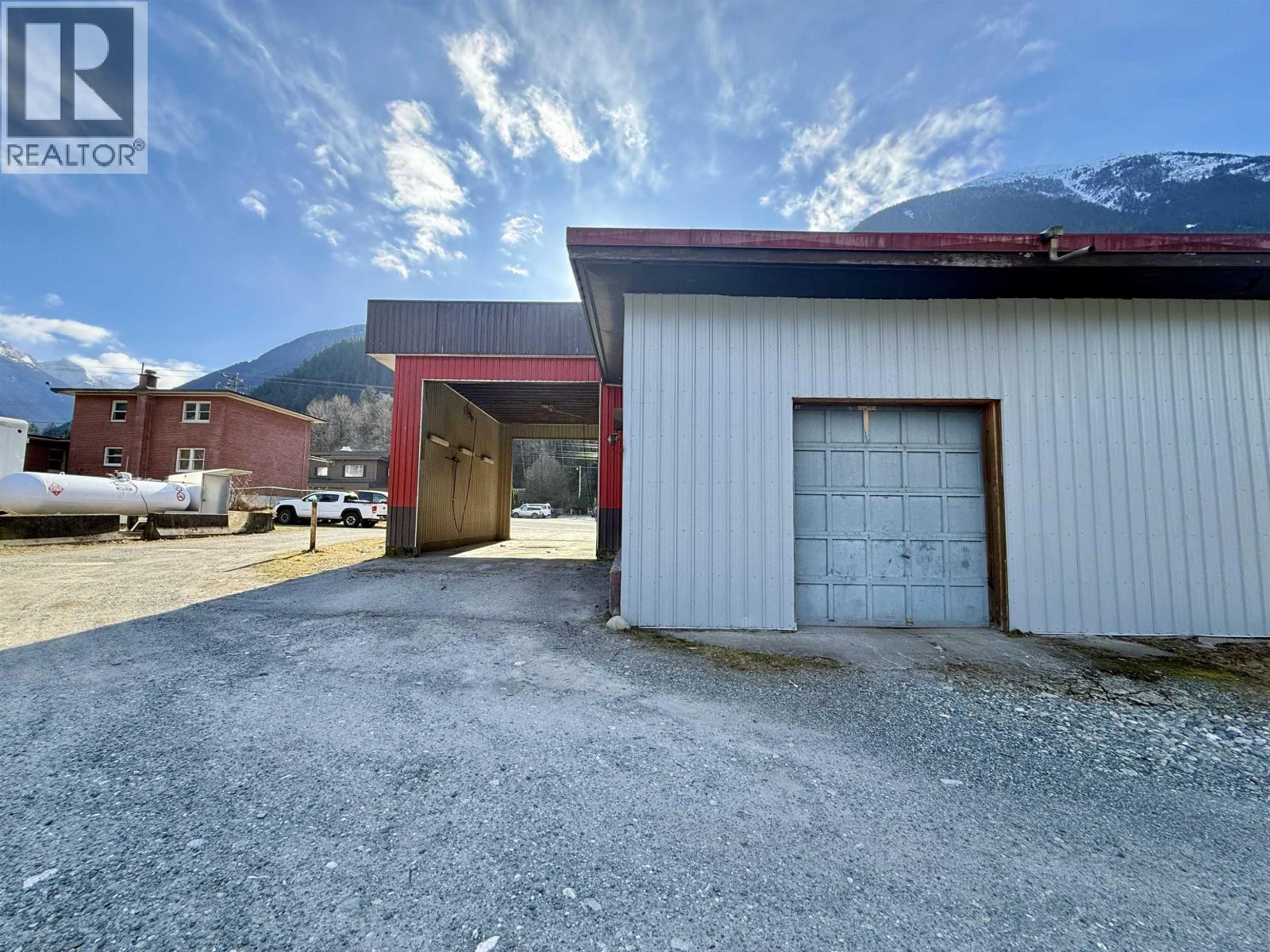 440 Mackenzie 20 Highway Property Photo 7
