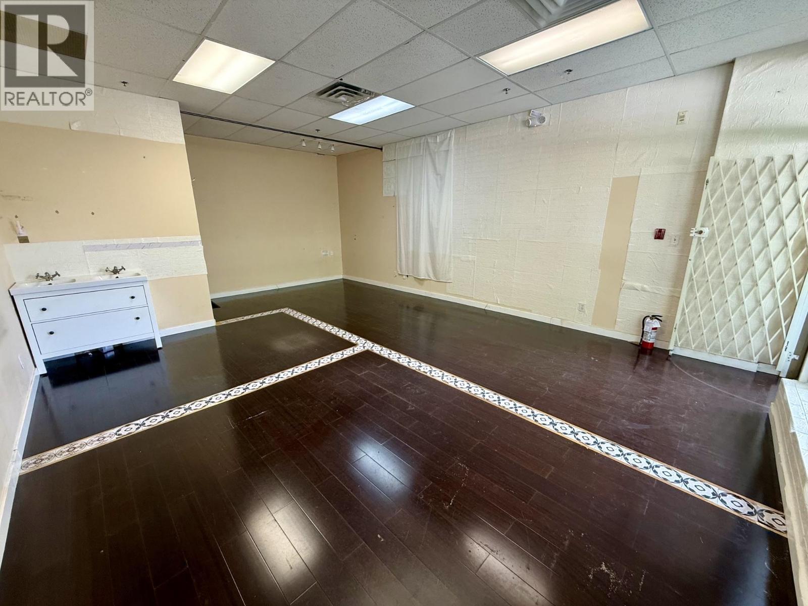 1270 8888 Odlin Crescent Property Photo 3