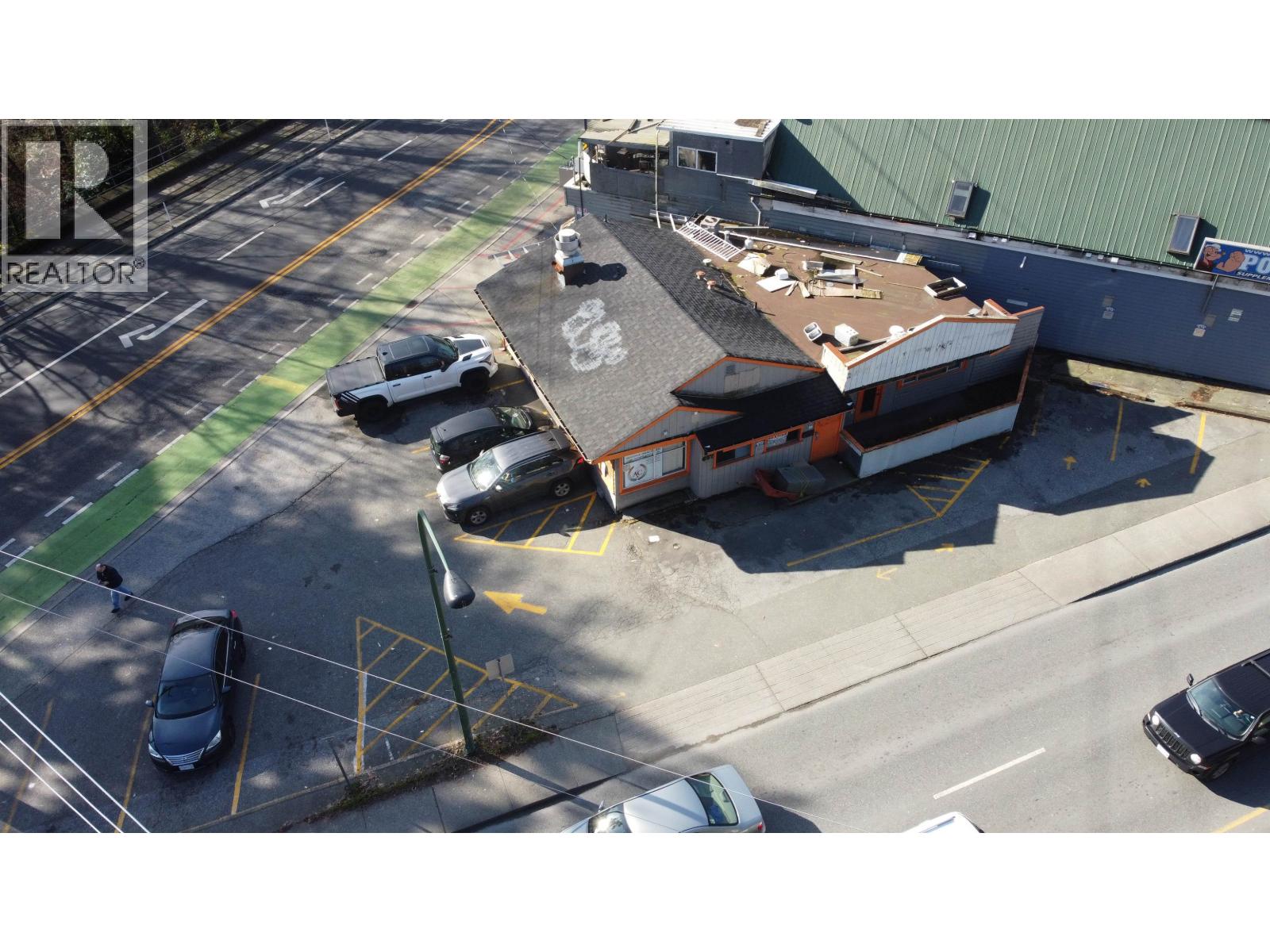 657 W 3rd Street Property Photo 1