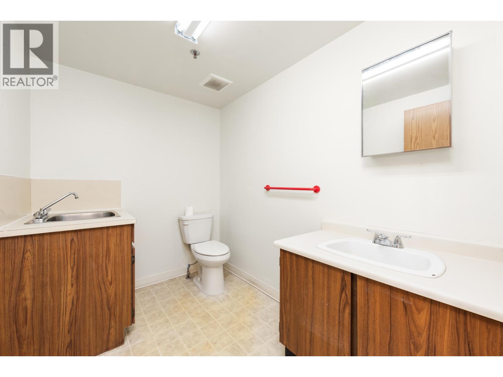 4 11191 Horseshoe Way Property Photo 13