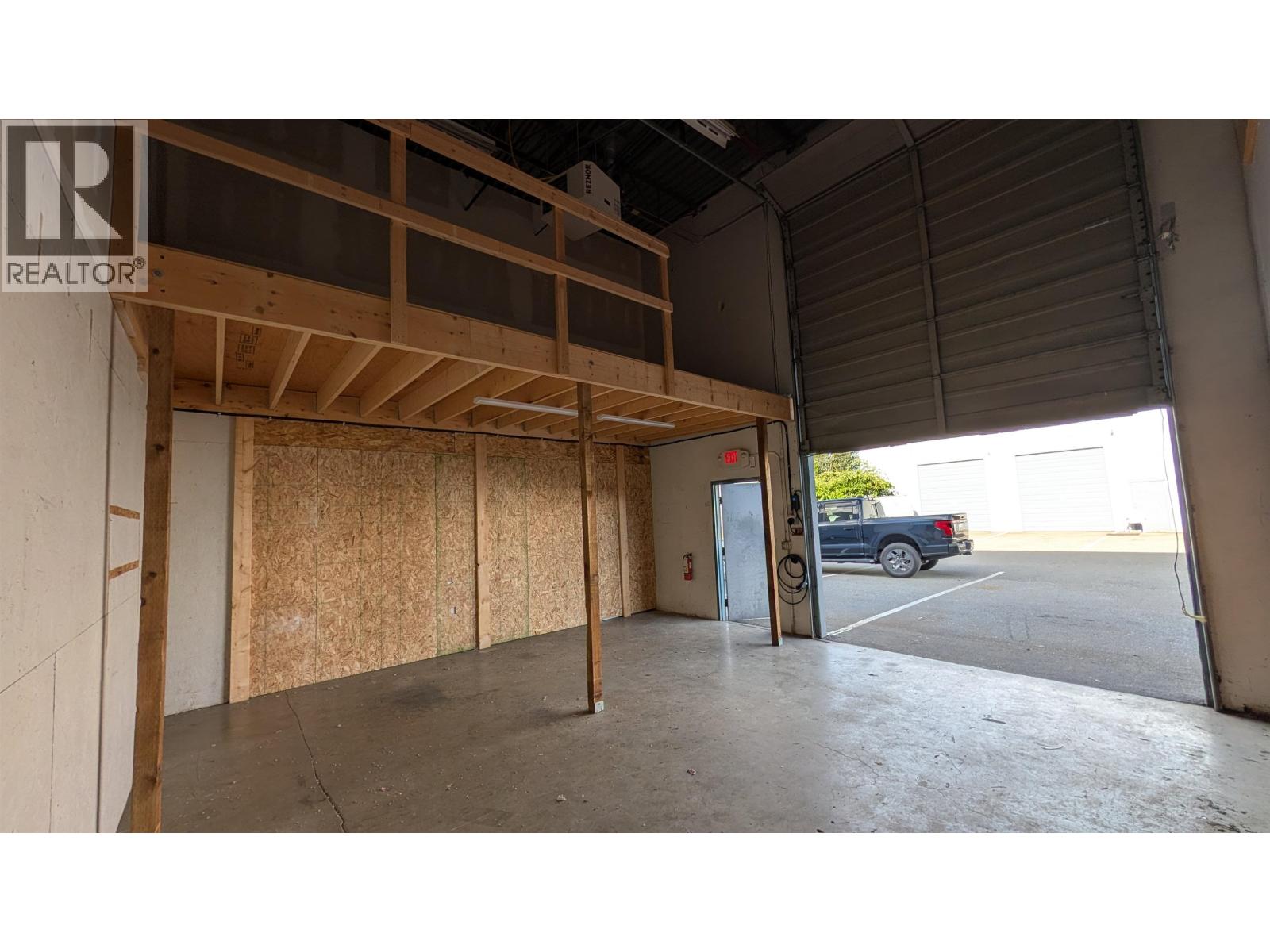 20 7228 Progress Way Property Photo 24
