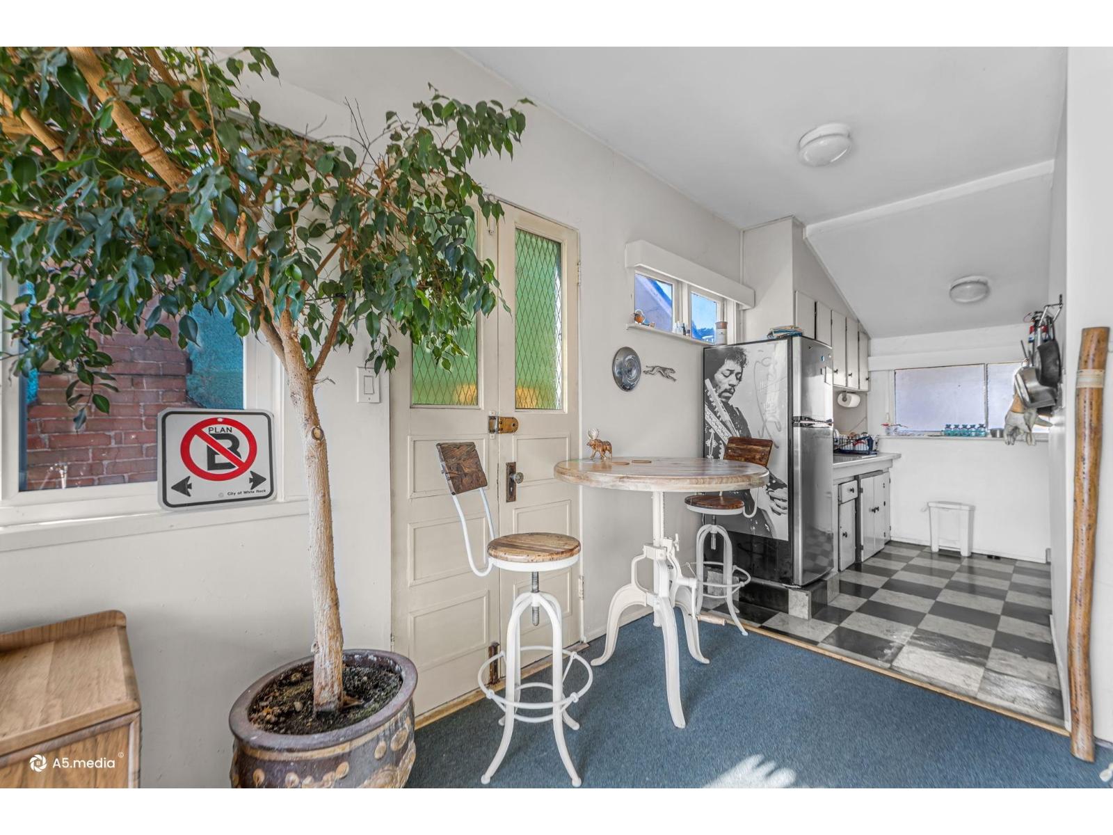 15517 Marine Drive Property Photo 11