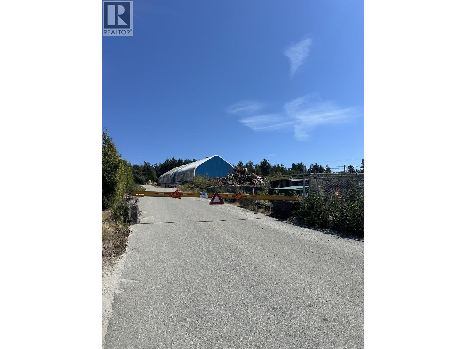 5926 Sechelt Inlet Road Property Photo 1