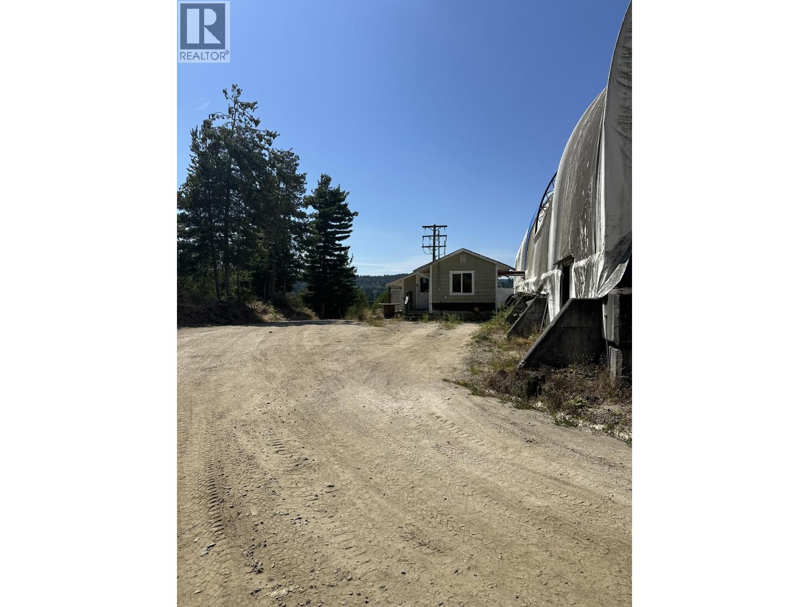 5926 Sechelt Inlet Road Property Photo 18