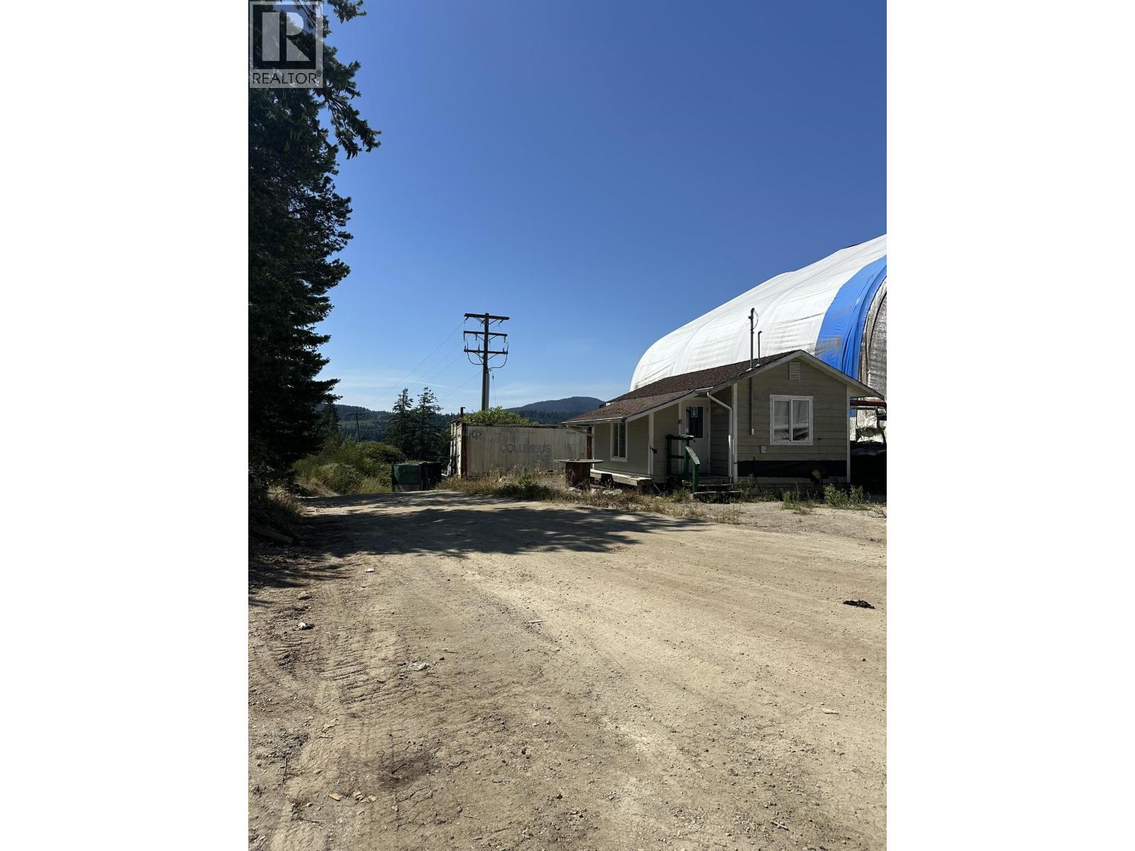 5926 Sechelt Inlet Road Property Photo 19
