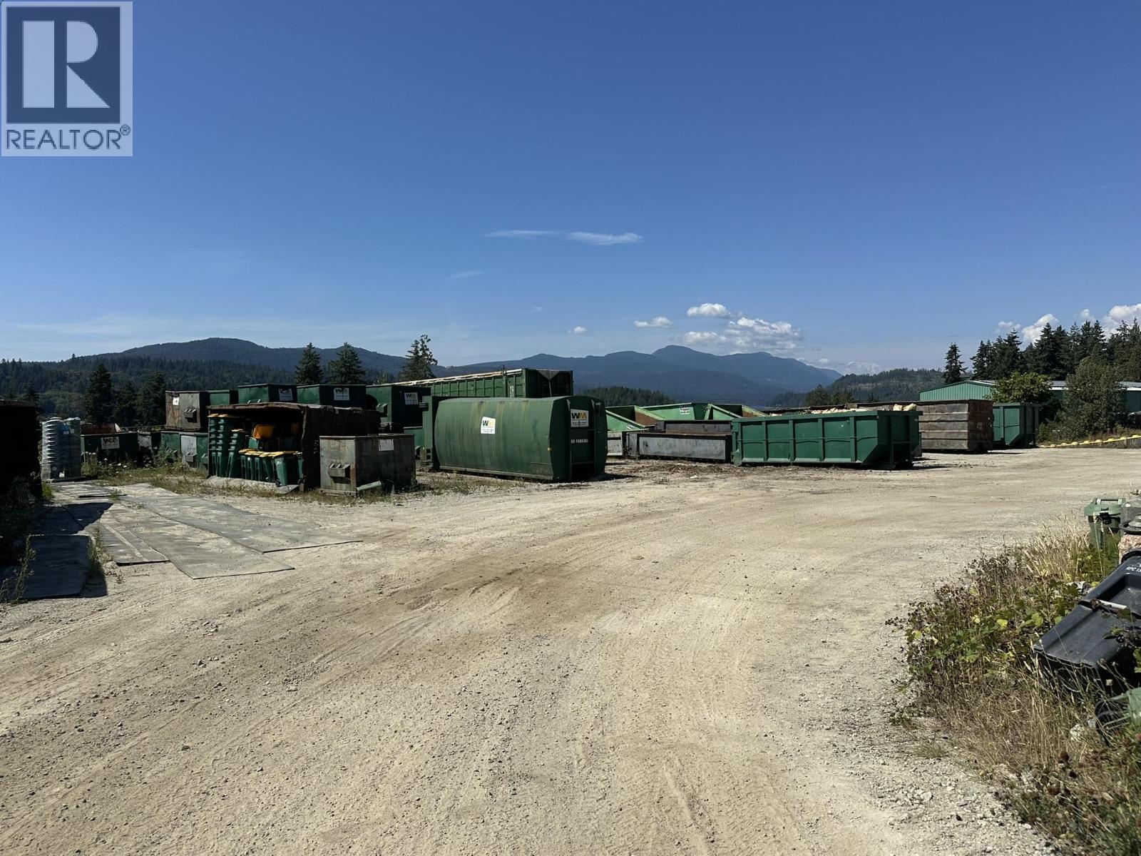 5926 Sechelt Inlet Road Property Photo 23