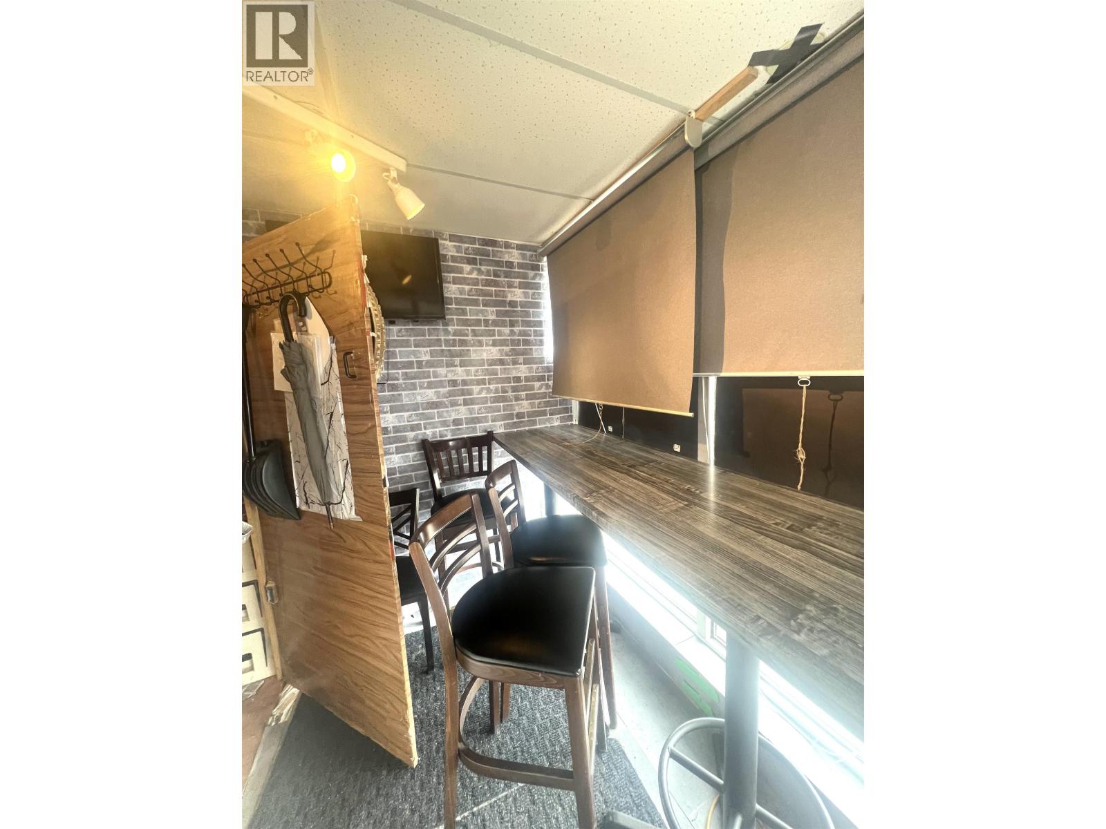 8051 Granville Street Property Photo 3