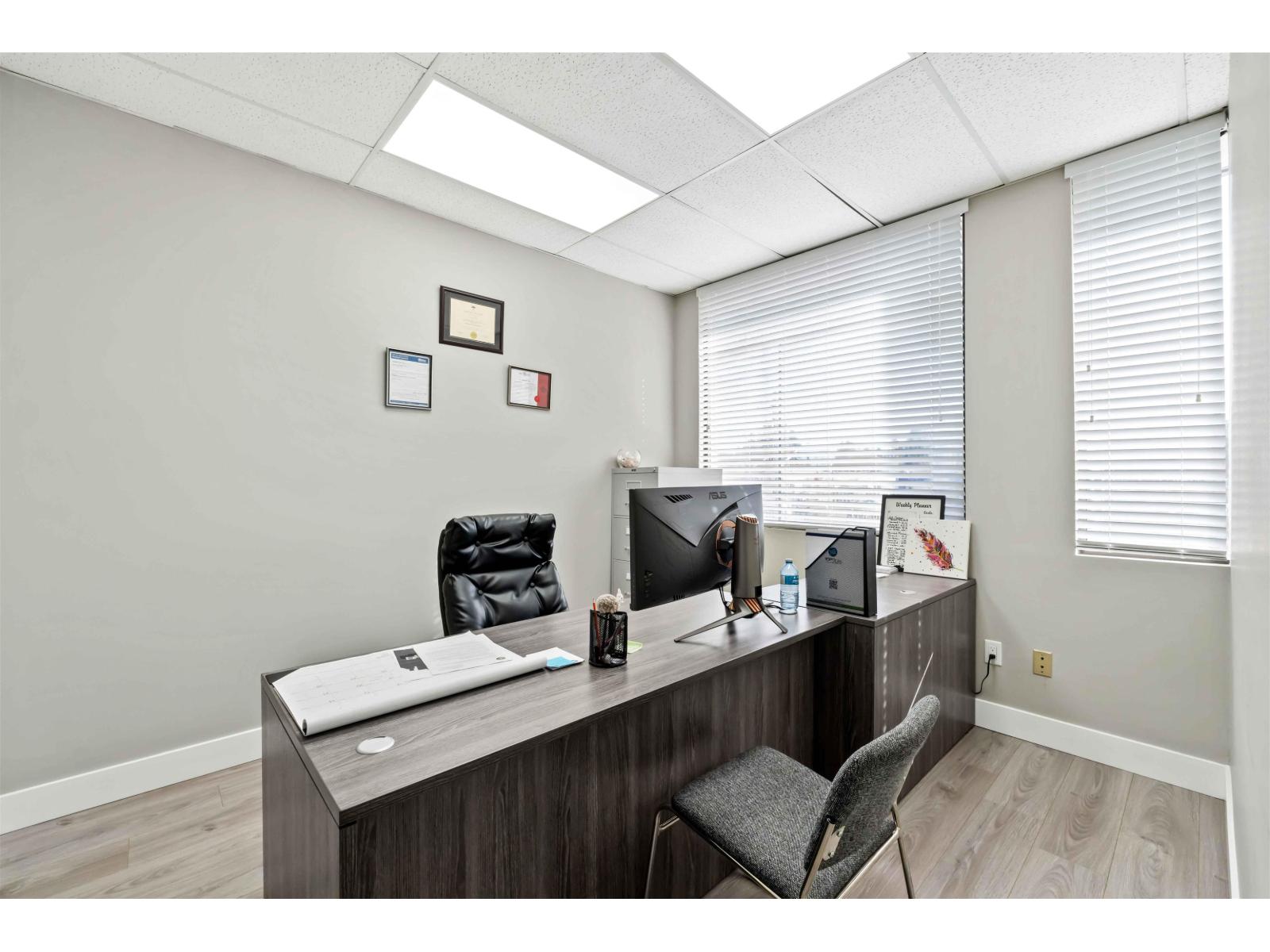 205 31549 South Fraser Way Property Photo 18