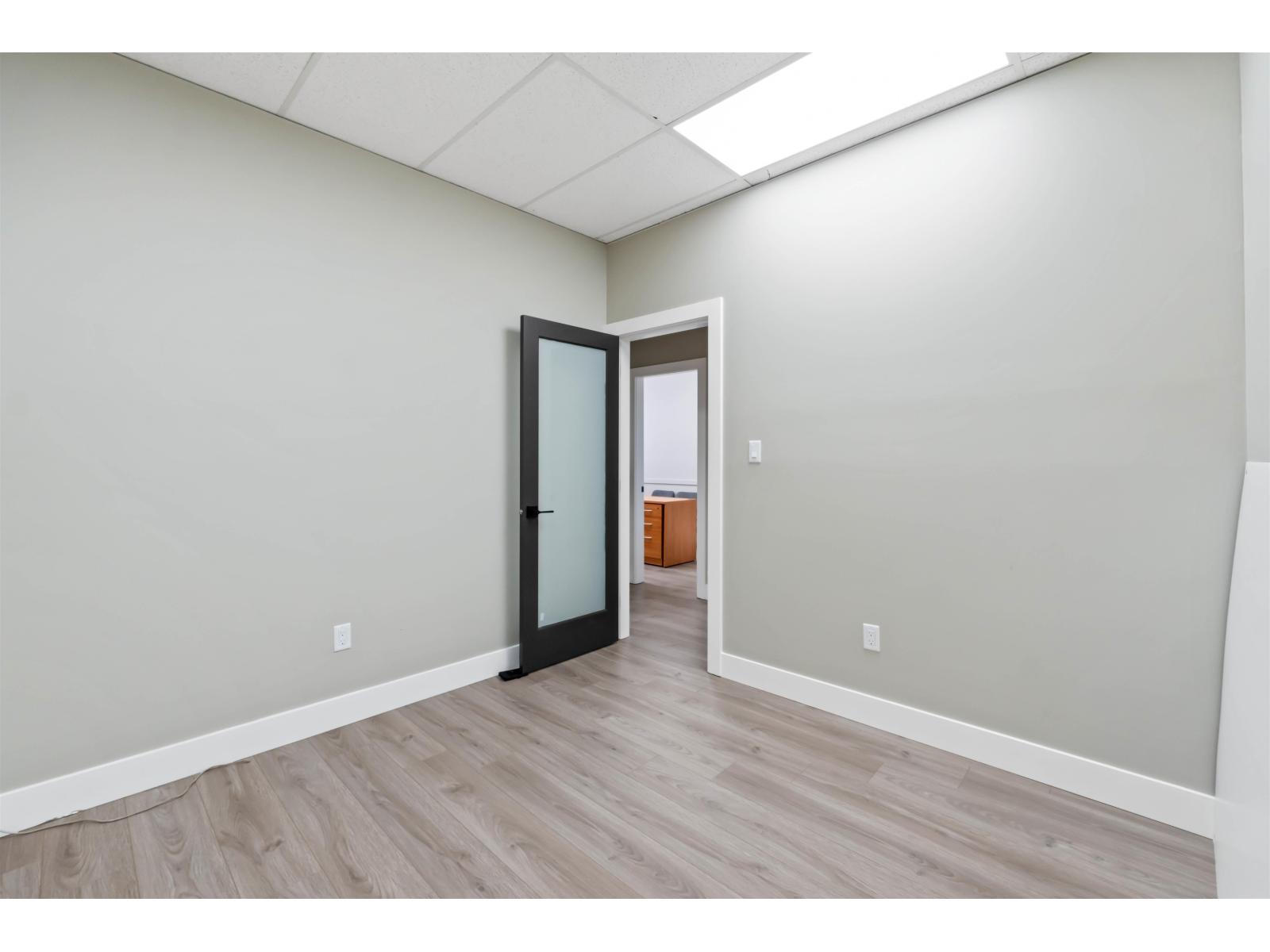 205 31549 South Fraser Way Property Photo 22