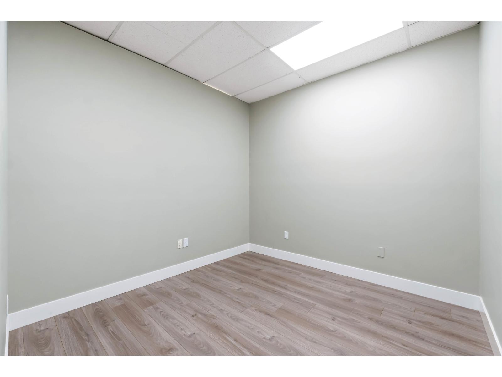 205 31549 South Fraser Way Property Photo 24