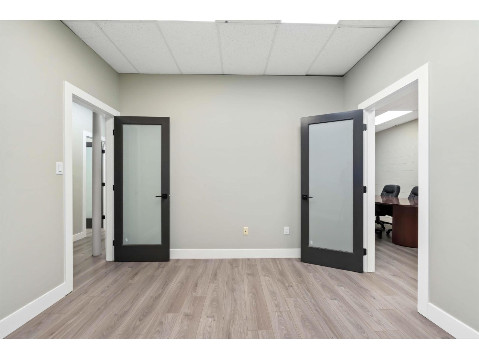 205 31549 South Fraser Way Property Photo 30