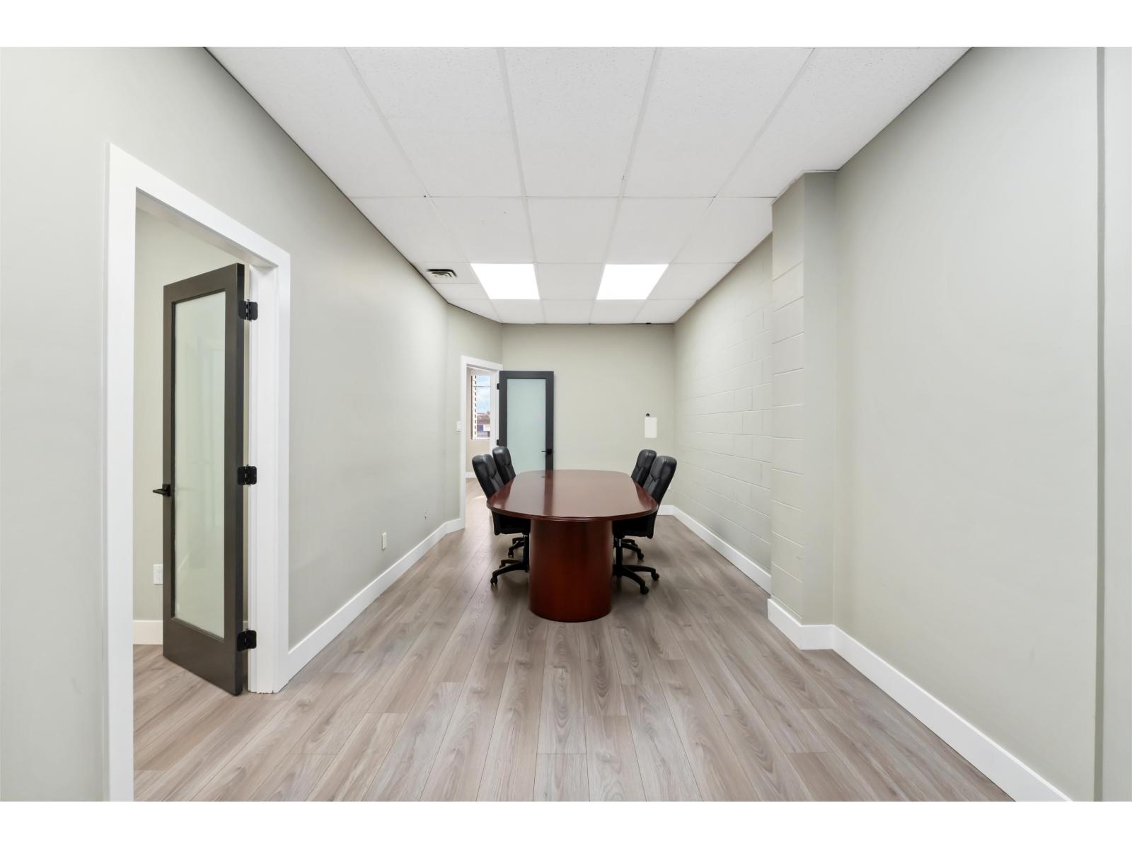 205 31549 South Fraser Way Property Photo 34