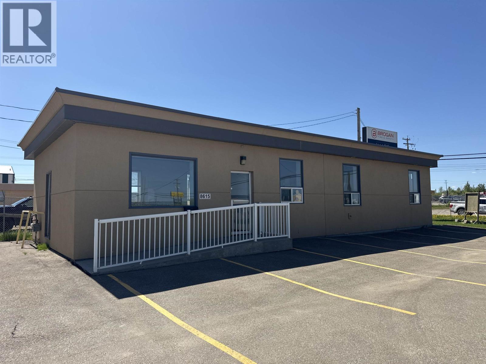 8615 100 Street Property Photo 1