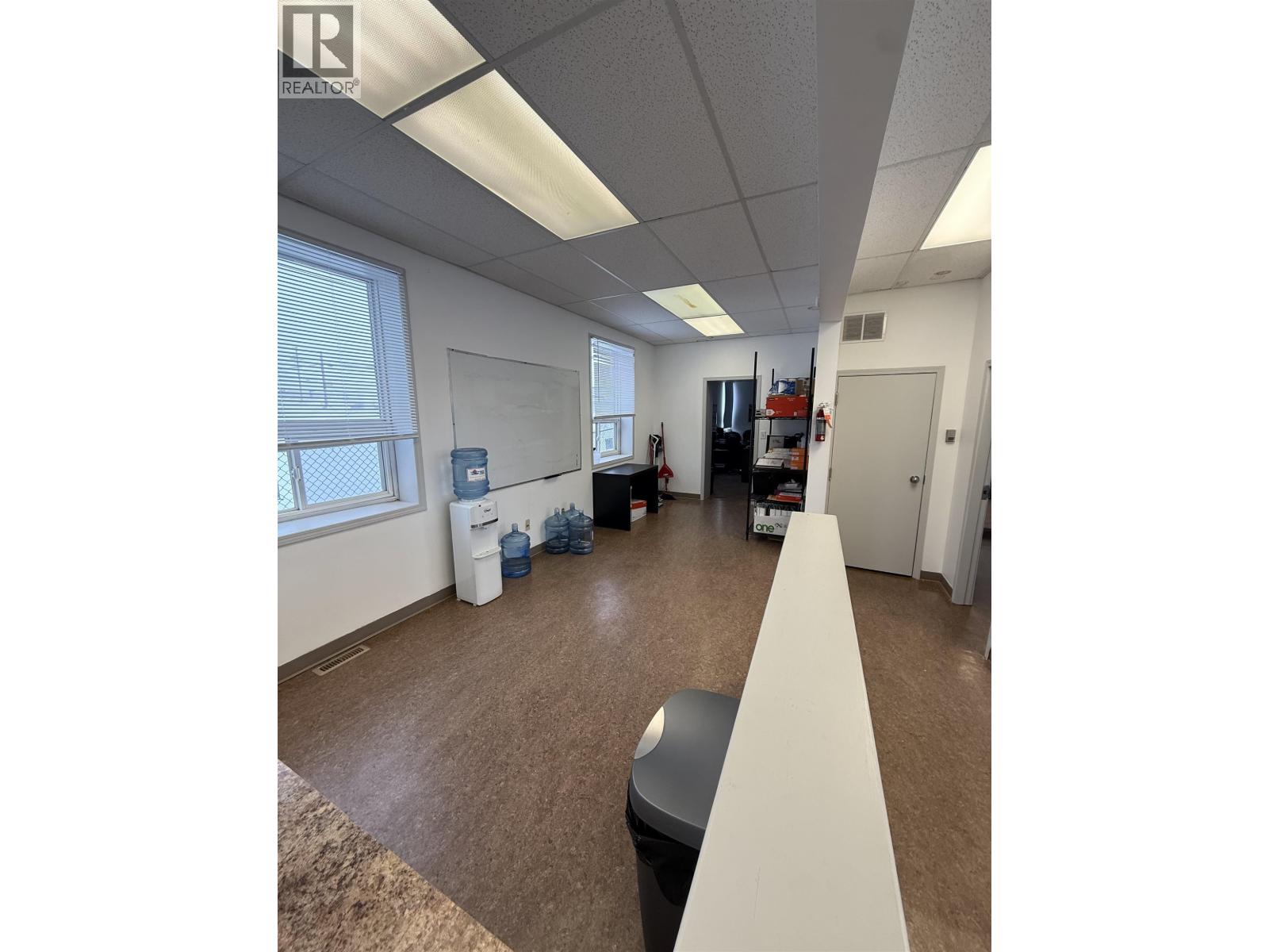 8615 100 Street Property Photo 10