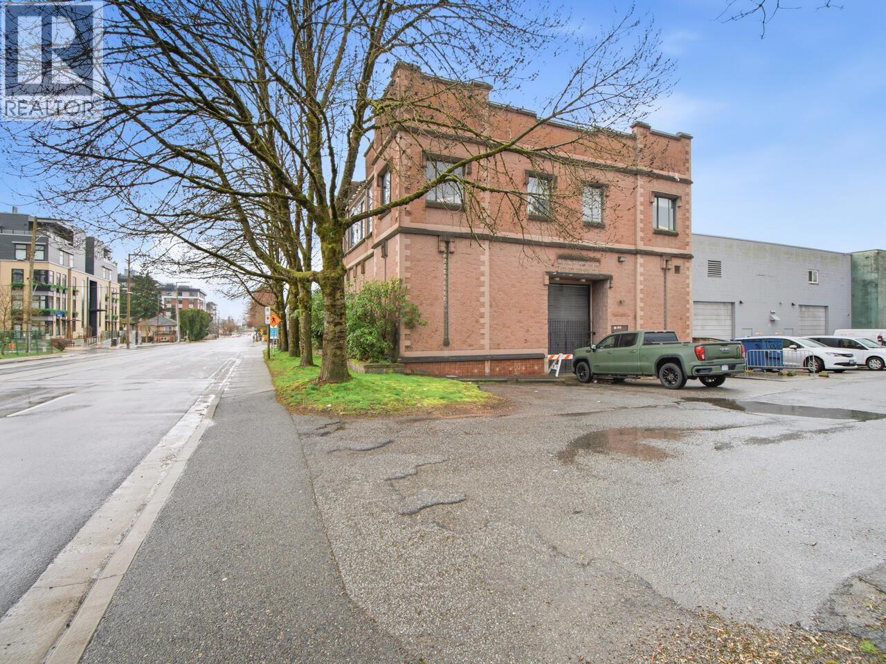 1496 Rupert Street Property Photo 7