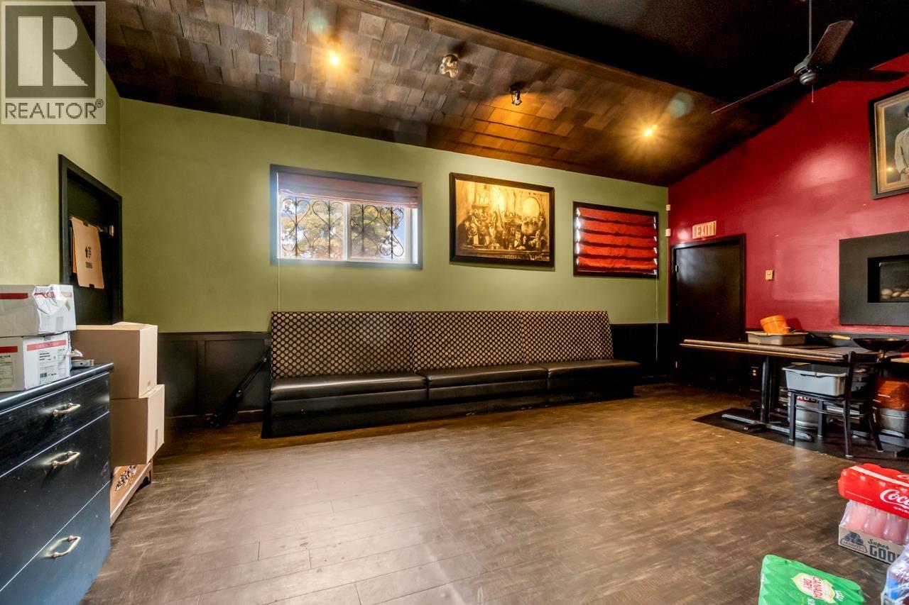 3364 Cambie Street Property Photo 11