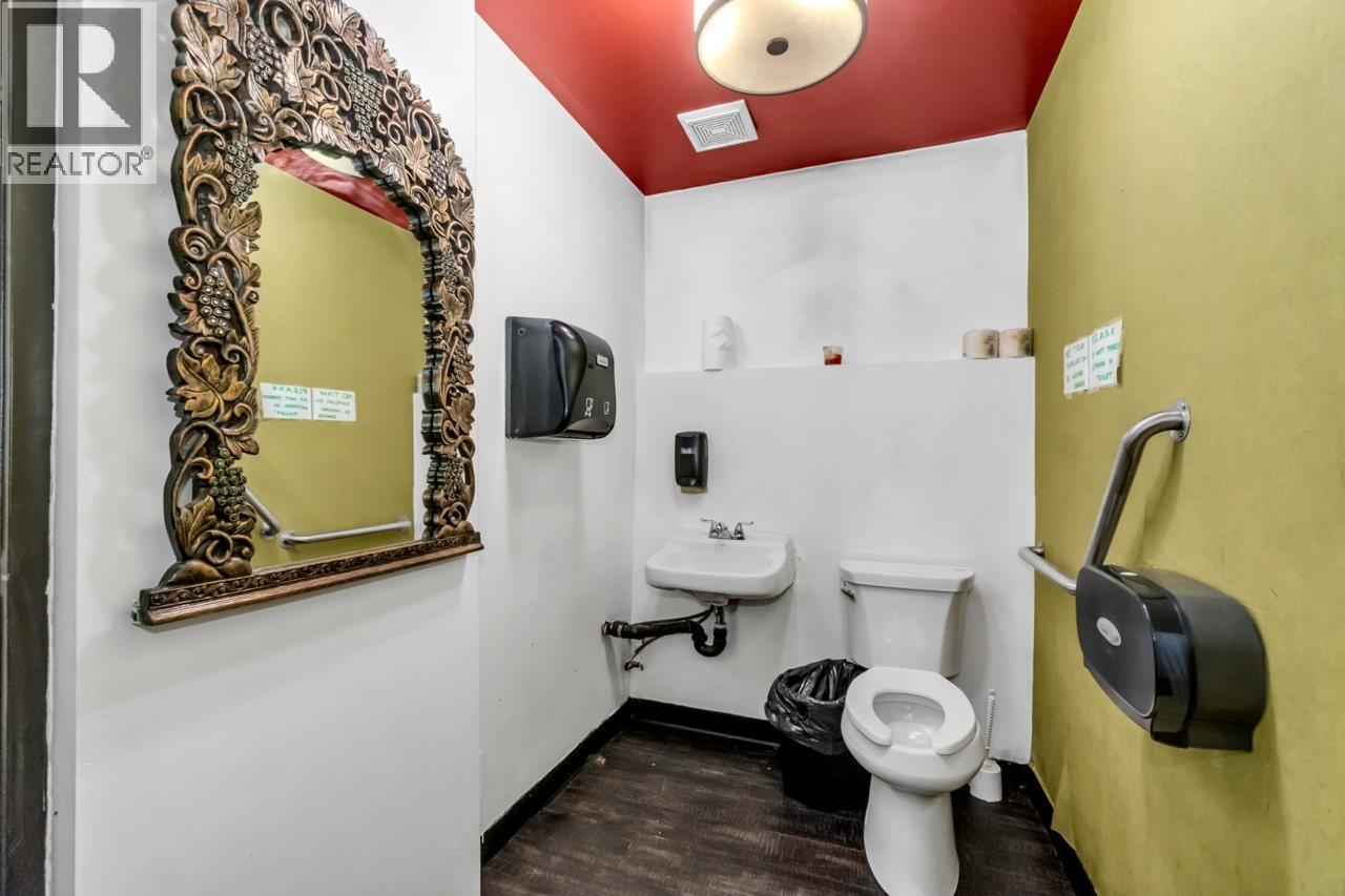 3364 Cambie Street Property Photo 18