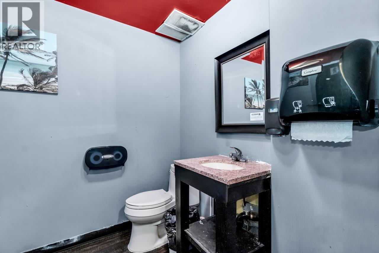 3364 Cambie Street Property Photo 19