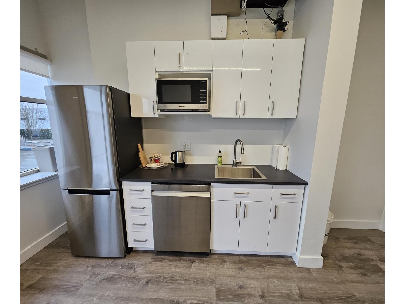 212 19138 26 Avenue Property Photo 10