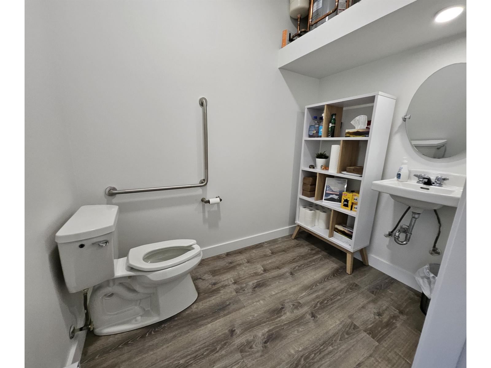 212 19138 26 Avenue Property Photo 13