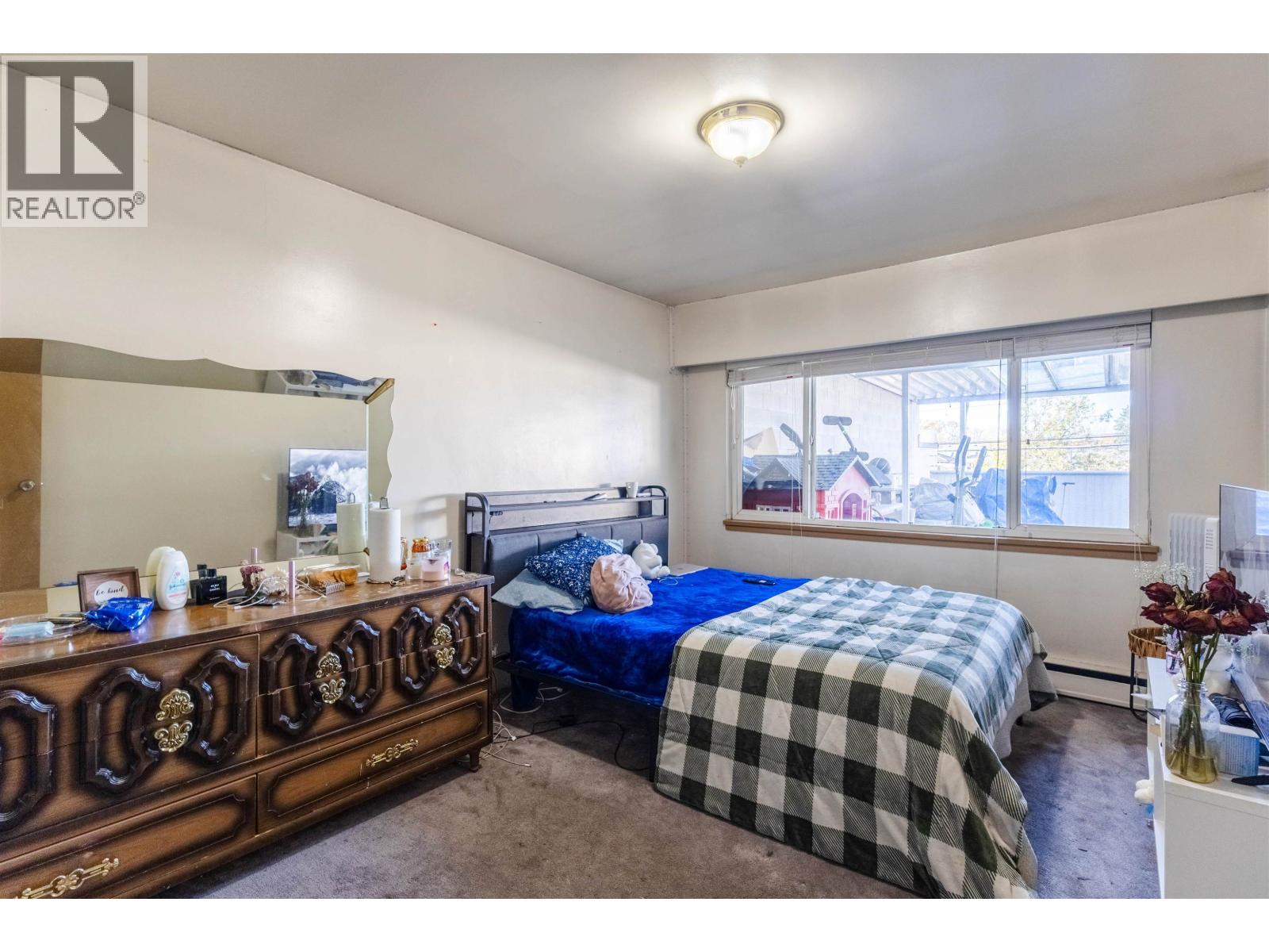 6653 Main Street Property Photo 24