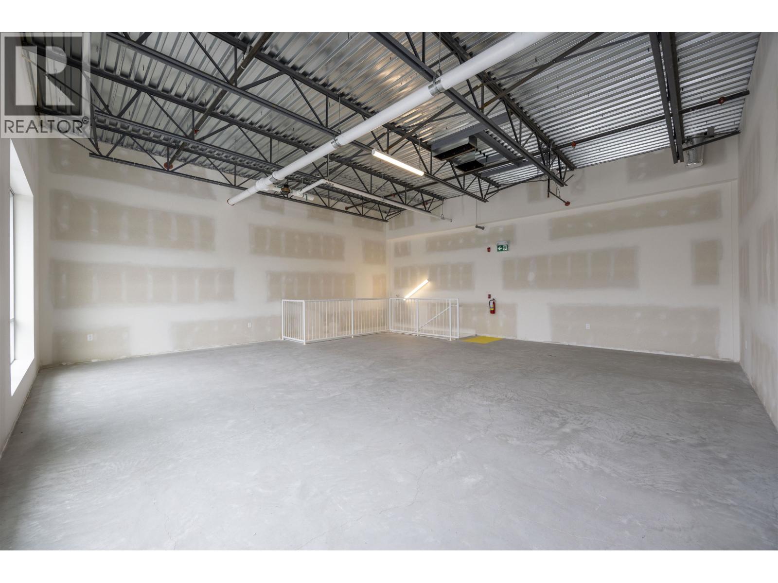 155 951 E Kent Avenue North Property Photo 12