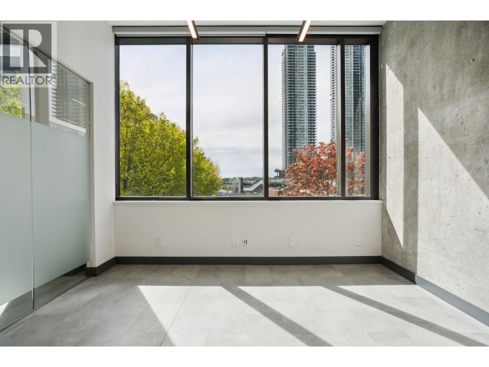 Room A 219-4279 Dawson Street Property Photo 5